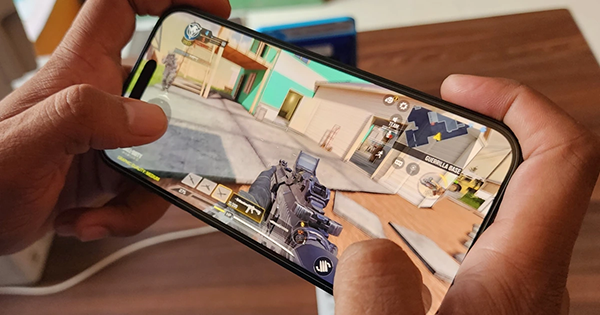 iPhone 14 Pro Max sở hữu hiệu suất vượt trội giúp người dùng dễ dàng thực hiện các tác vụ trên máy
